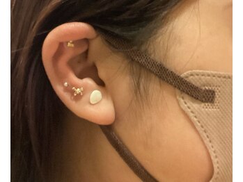 藤田はりきゅう治療院/自律神経を耳つぼジュエリーで