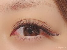 目元の華やかさNo.1！ボリュームラッシュも人気◎ボリュームなのにナチュラルな印象のデザインも可能