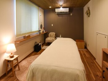 ペリドット(PERIDOT)/