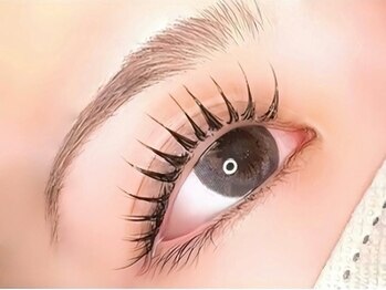ベニーレ(Venire)の写真/≪LED×技術でモチ強化≫美しい目元をキープする高い技術力とまつ毛の状態に合わせた施術でお悩み解決★