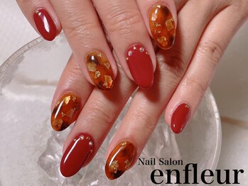 ネイルサロン アンフルール/