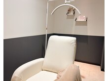 アース オーセンティック 一関店(EARTH/A)の雰囲気（ふわふわのベッドで施術★寝ちゃうこと間違いなし【マツエク】）