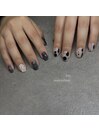 個性的ニュアンスネイル