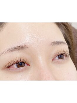 ナチュラル上品な目元にしたい