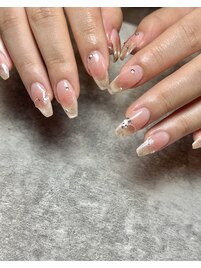 チークネイル×マグネットグラデ