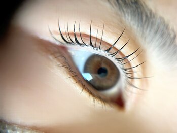 ソワ(soi.)の写真/【大人の似合わせまつげパーマ☆】“元々の美しさ”を際立たせる、上品な上向き目元へ♪