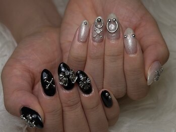 アビス(Abyss)/海外シンプルネイル