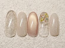 リノ ネイル(Rino nail)/4月の新作804e1キラお花ネイル