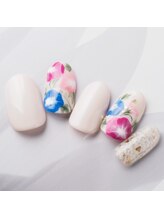 ラ カゼッタ(La casetta)/手描きアサガオネイル