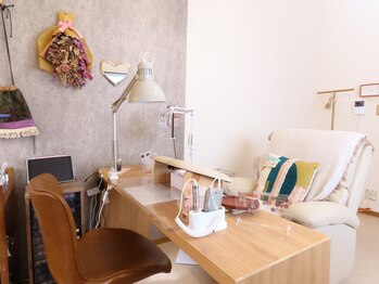 アロンネイル(A’arone nail)