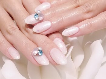 キープ ネイルサロン(KEEP)/冬ネイル～Vカットストーン～