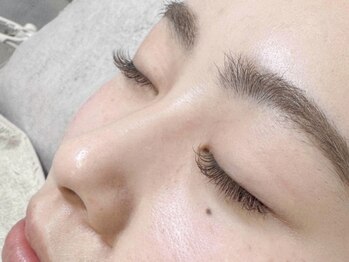 ニュイ(Noui)の写真/貴方だけのオーダーメイド施術を。なりたいイメージやパーソナルカラーに合わせたニュアンスカラーエクステ