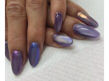 ネイルサロン ゆきらいんの雰囲気(色んな色のパウダーで1本ずつ色を変えてます)