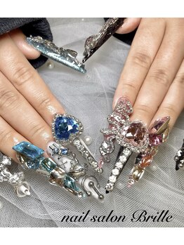 エスフィーネイルサロン ブリーユ(Esfy nailsalon Brille)/ゴテゴテネイル