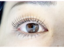 《パリジェンヌラッシュリフト》