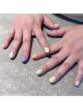 リッシュ(RICHE)/カラフル♪パステルネイル