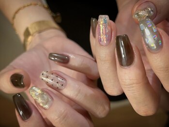 ルカ 原宿(lux)/ブラウン × ホロネイル