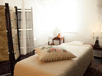 南京気功 大推拿 横浜西口店/広々空間でリラックス♪