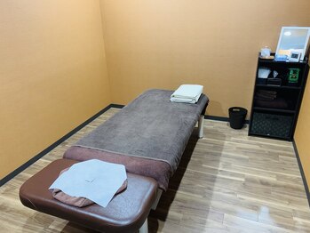 コクア鍼灸整骨院 柴崎院(KOKUA鍼灸整骨院)/落ち着いた雰囲気の内装です