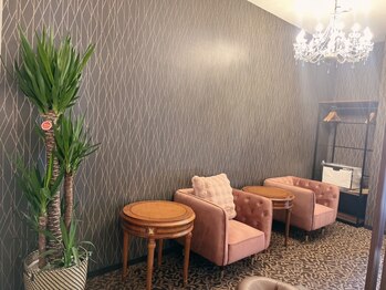 リラクゼーションイヤシ(RELAXATION IYASHI)の写真/日常を忘れられる贅沢空間◆本厚木駅2分/～23時迄営業/１日の疲れを解き放つ極上施術♪ペアでの来店も◎