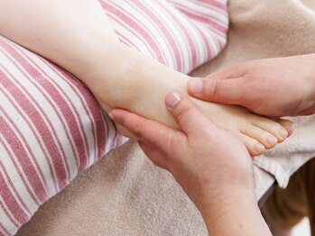 笑輪慈(ショウリンジ)/正確なツボ押しで全身不調解消◎