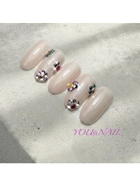 今っぽY2K☆大粒ストーンネイル