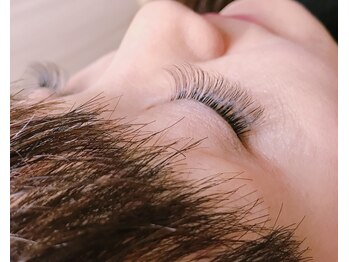 リリーナ アイラッシュサロン(Relyna)/ボリュームラッシュ＊300本