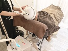 アップ(UP)/◆真空加圧ヘッドスパ　３階