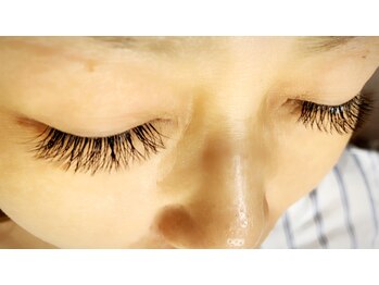 サロン ド パティポー(Salon de Patypo)/クロスボリュームラッシュ