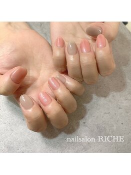 リッシュ(RICHE)/シンプルワンカラーネイル