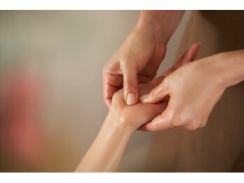 モミモミ 霧島店(momi momi)/腕の疲れに◎ハンドマッサージ