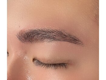 ミニョン(mignon)/アイブロウwax脱毛+メンズメイク