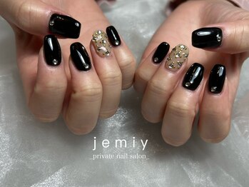 ジェミー(jemiy)/宝石ネイル