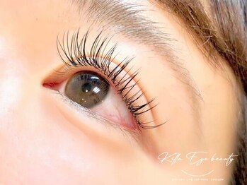 キラアイビューティー 静岡(killa eye beauty)の写真/一人一人の目の形を見極め,貴女の魅力を最大限に引き出すデザインをご提案♪高技術&高品質でモチの良さも◎