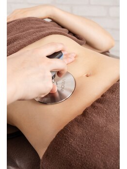 ローメル(LOWMEL)/