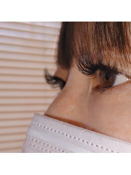 ダリア ホワイト(Dahlia White)/ボリュームラッシュ♪¥6200-