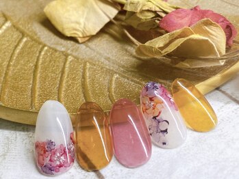 ふんわりフラワーネイル☆