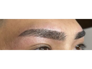 モイマン(moi-man)/アイブロウで垢抜け眉毛