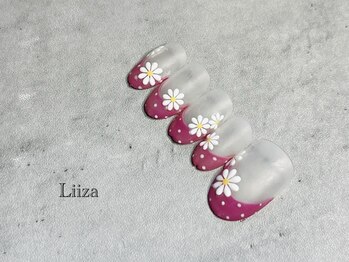 リーザ(Liiza)の写真/爪が薄い・折れやすいなどでお悩みの方にオススメ☆長さ出しで美爪効果&理想の美しく自然なお手元に♪