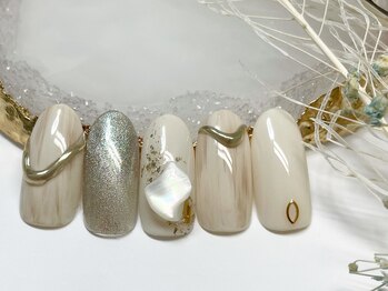 ネイルルームシャイン/