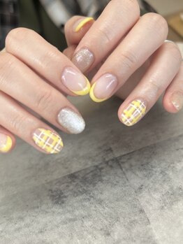 グレイス(GRACE)/チェックネイル