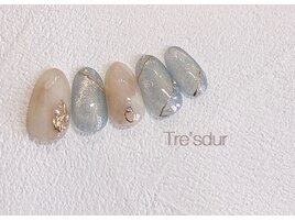 ブライダルネイルにもおすすめ♪