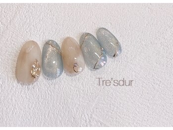 ブライダルネイルにもおすすめ♪