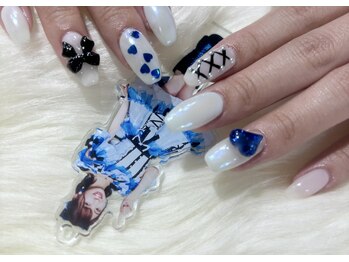 エミュレ(emure.)/推しモチーフガーリーネイル