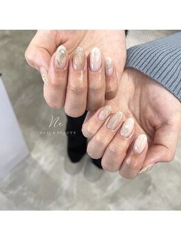 White × light blue ◎ nuance