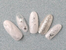 シルバー×ホワイトニュアンス