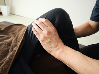 湘南台おかざき整体院/施術シーン