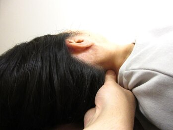 みふく整体院/ポイントをとらえた施術　首