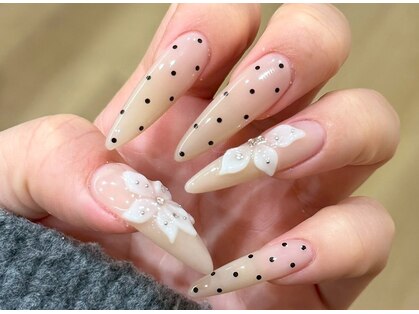 ネイルアンドアイラッシュスタジオ シュシュ(chouchou)の写真