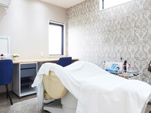 完全個室、完全予約制でゆったりとしながら自分時間を過ごせる。